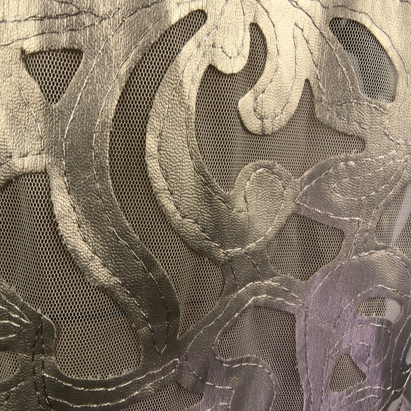 Tesoro MODA Floral Dress - Picture 3 of 4